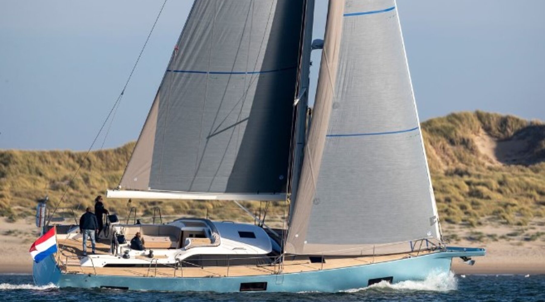 Professional yachtbrokers